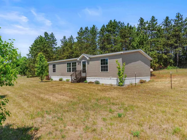1949 N Lamb Rd, Interlochen, MI 49643