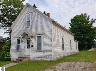 309 W River Rd, Oscoda, MI 48750