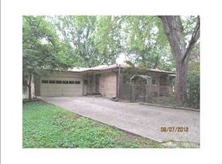 636 W Banta Rd, Indianapolis, IN 46217