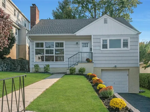 73 Trenton Avenue, White Plains, NY 10606