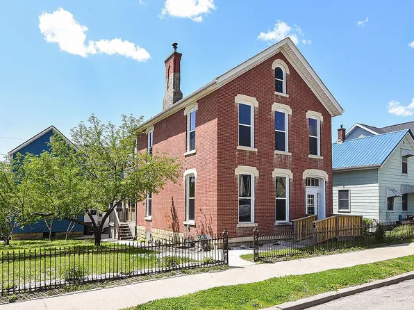 2401 Queen St, Dubuque, IA 52001