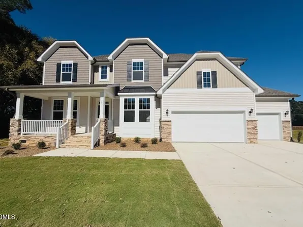 315 Adams Pointe Ct, Angier, NC 27501