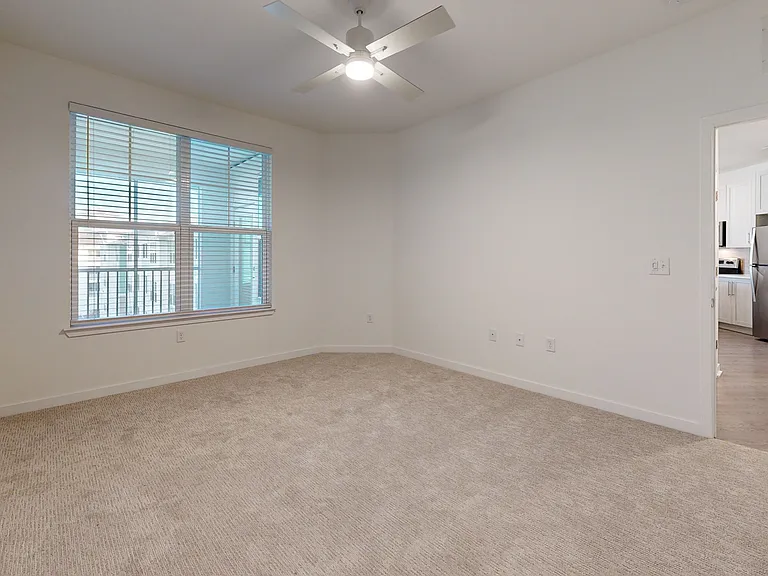 Essex Luxe Apartments — Photo 61