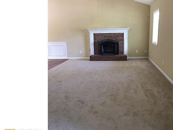 2nd image of 2750 Fort Daniels Dr