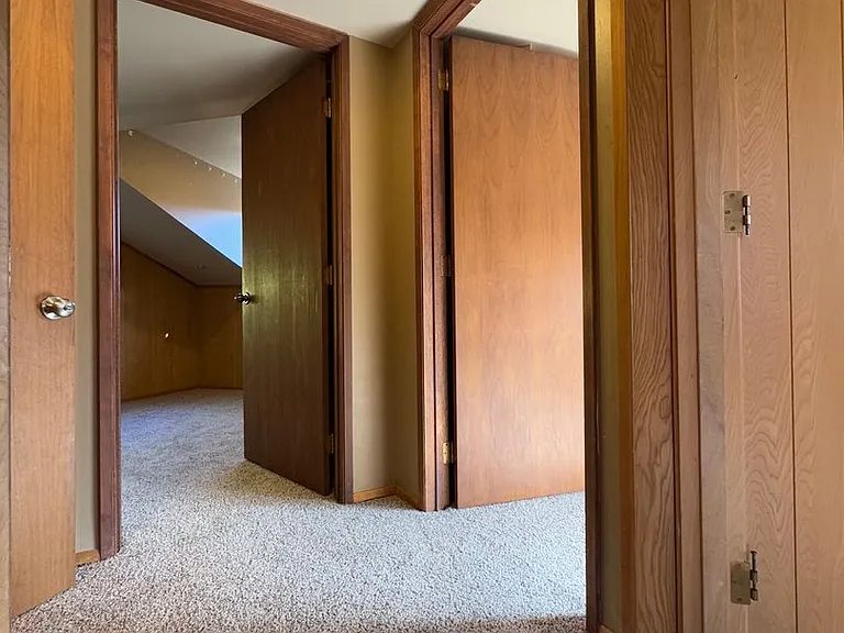 1001 N Brooklane St — Photo 41