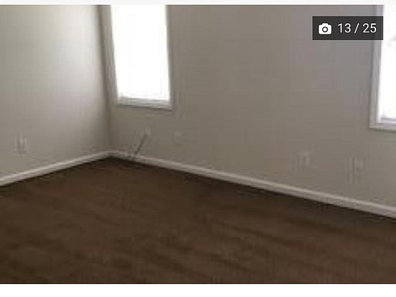 2nd image of 10 Acorn Dr