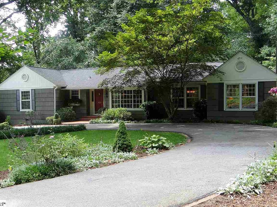 1st image of 108 Lake Fairfield Dr