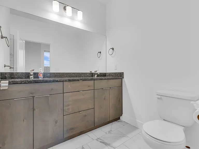 2250 N 475 W — Photo 22
