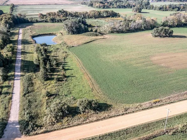 9.95 275th St W, Northfield, MN 55057