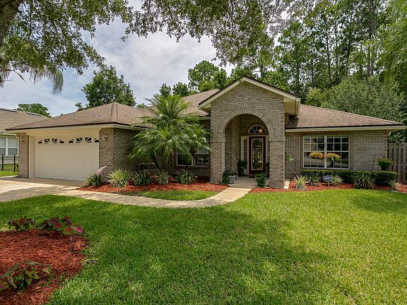 2nd image of 304 N Parke View Dr