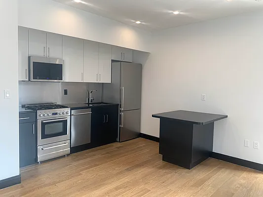 Rented by Douglas Elliman | media 10