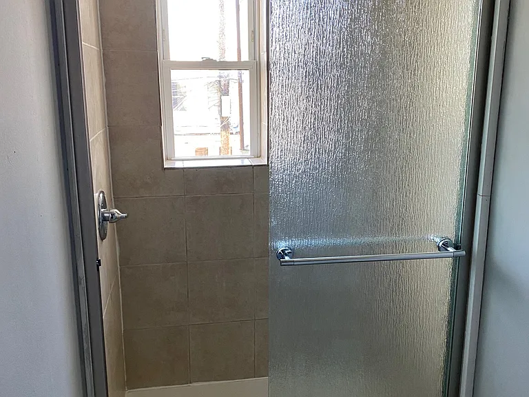 1255 Sargeant St #A — Photo 12