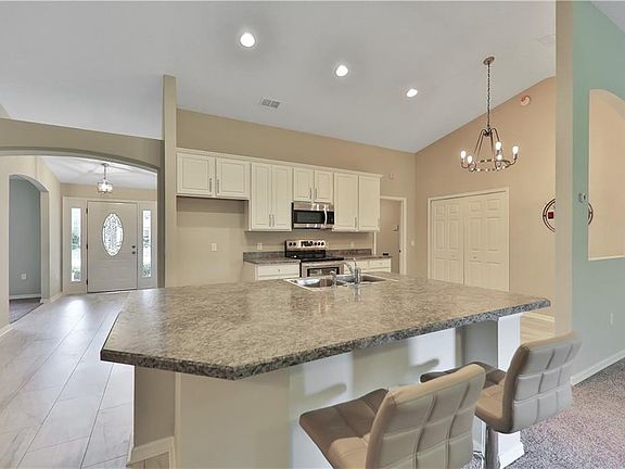 2nd image of 619 Cypress Oak Cir