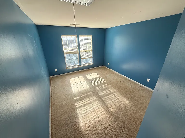 1614 Spandril Ln — Photo 17