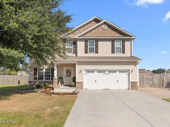 105 Cypress Manor Court, Jacksonville, NC 28540