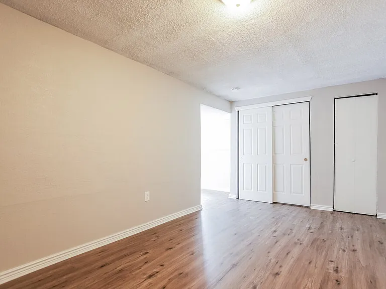 15747 E Center Pl — Photo 15