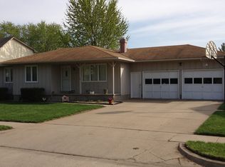 1021 W Dakota St, Fremont, NE 68025