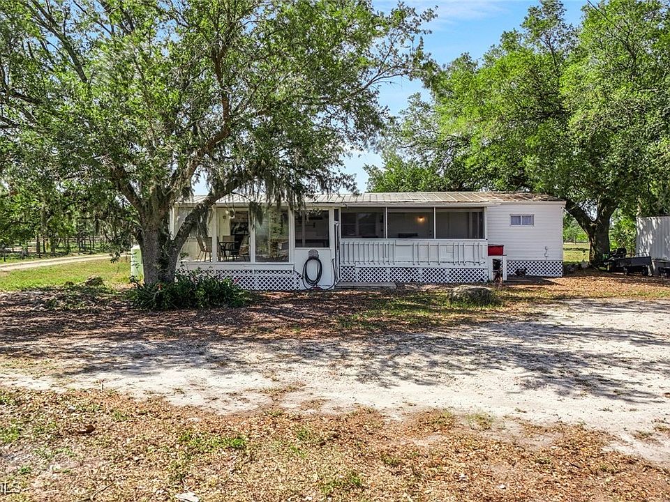 1st image of 23715 Tinas Ln