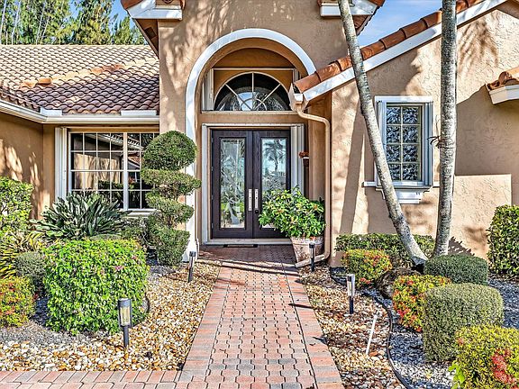 5th image of 7868 Bridlington Drive