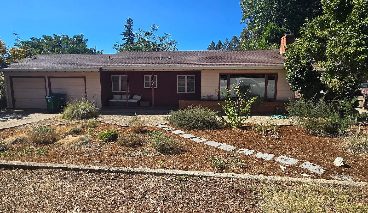 Charming 2-bedroom, 1-bath home in Grass Valley — Photo 1