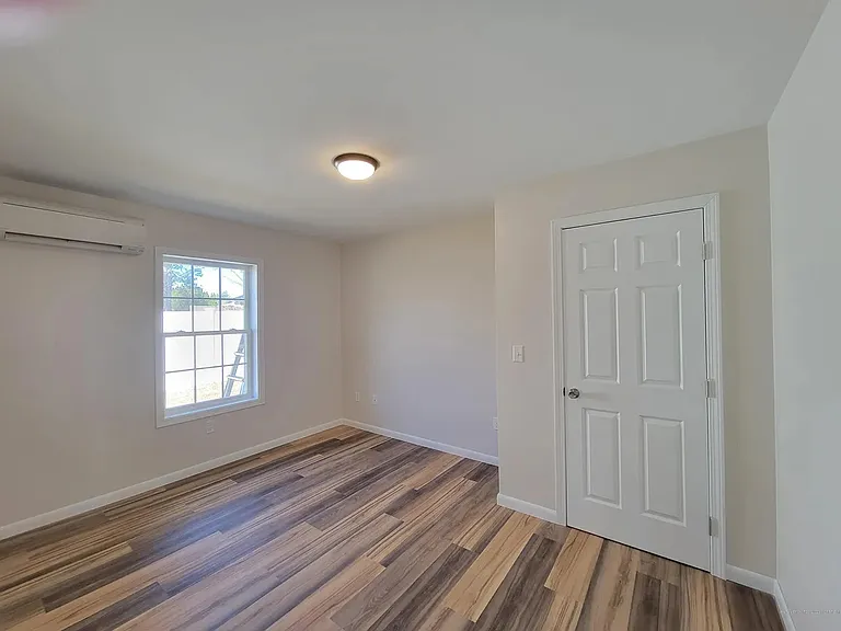 19 Clearwater Ave — Photo 11