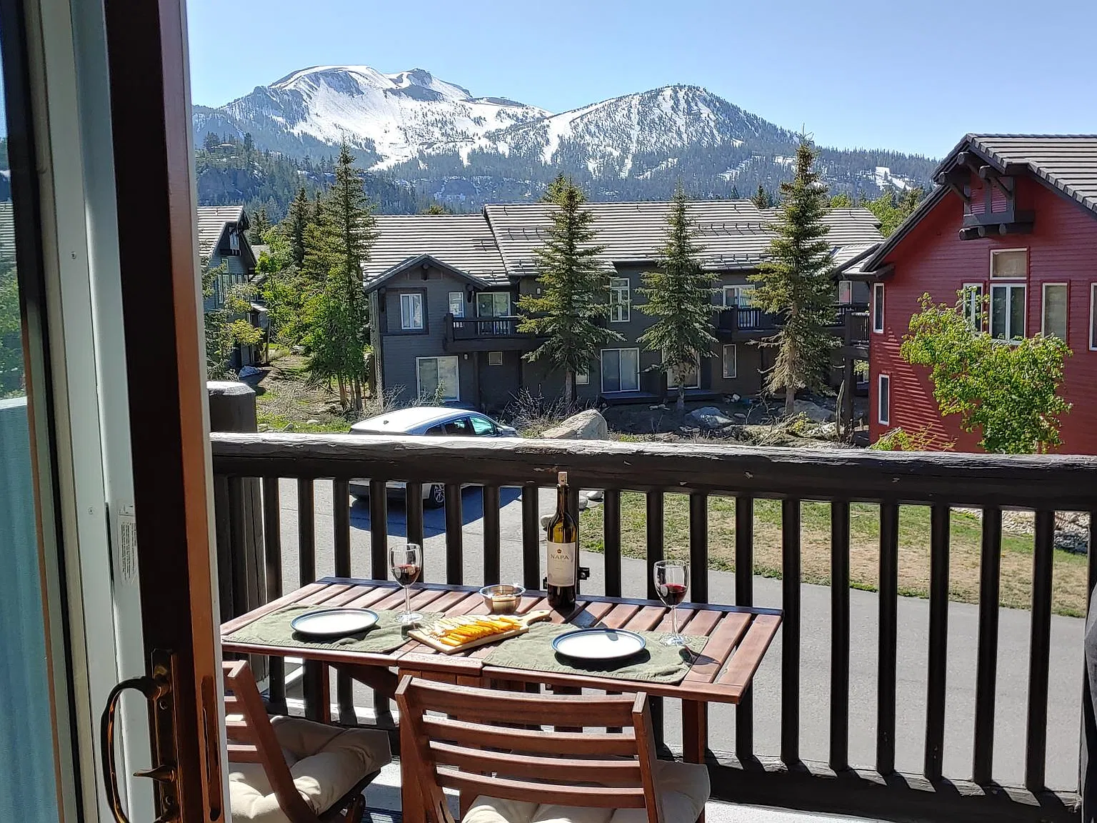 2 bed, 1395 sqft, $4,500 — Photo 4