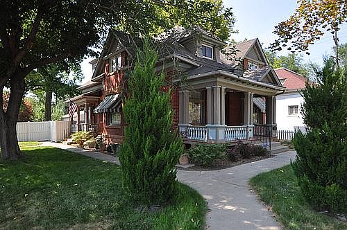 2nd image of 2228 S Lake St