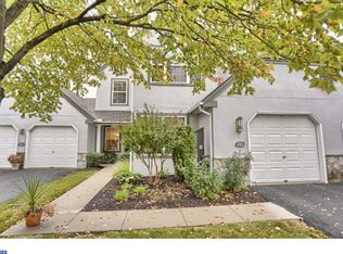 212 Hawthorne Ct N, Wyomissing, PA