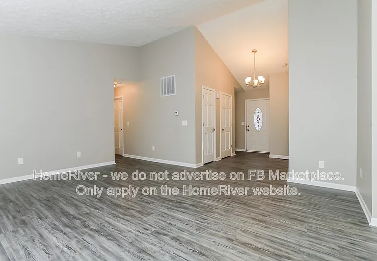 475 Lookout Ridge Dr — Photo 2