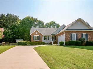 140 Kilmer Ln, Mooresville, NC 28115