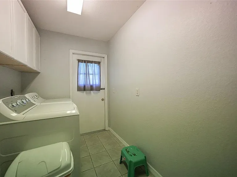 590 Ridgewood St NW — Photo 26
