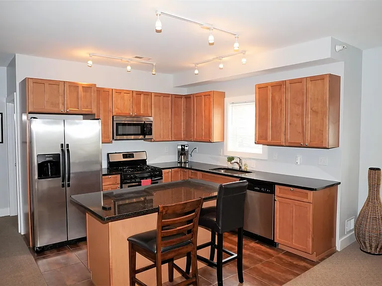 7 Ellis Ave #22 — Photo 1