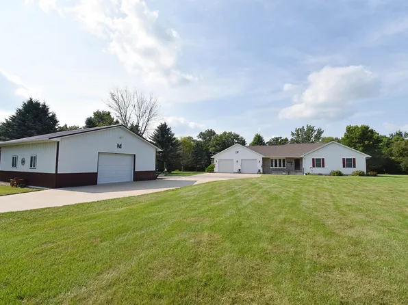 2645-2 Quasqueton Diagonal Blvd, Independence, IA 50644