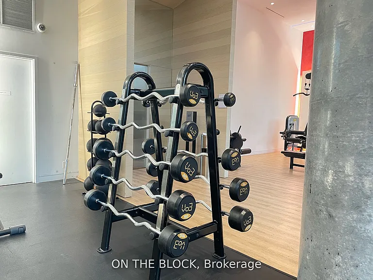 185 Roehampton Ave W #509 — Photo 19