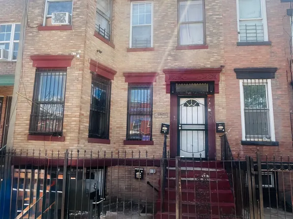 1596 Saint Mark's Avenue image 1 of 2