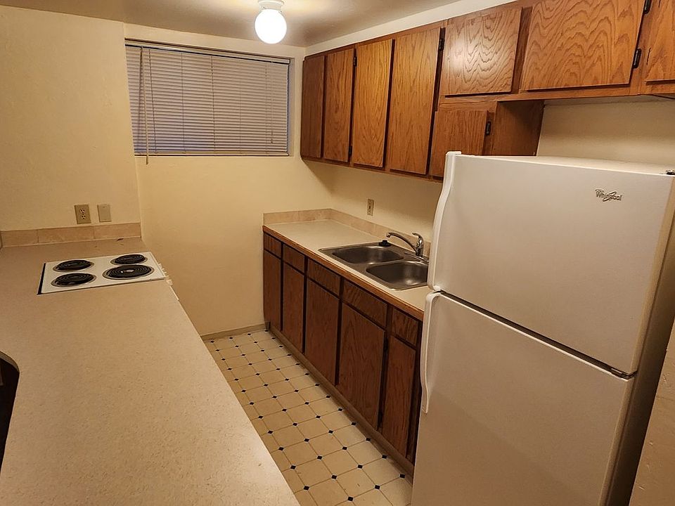 1st image of 7542 15th Ave NW #B