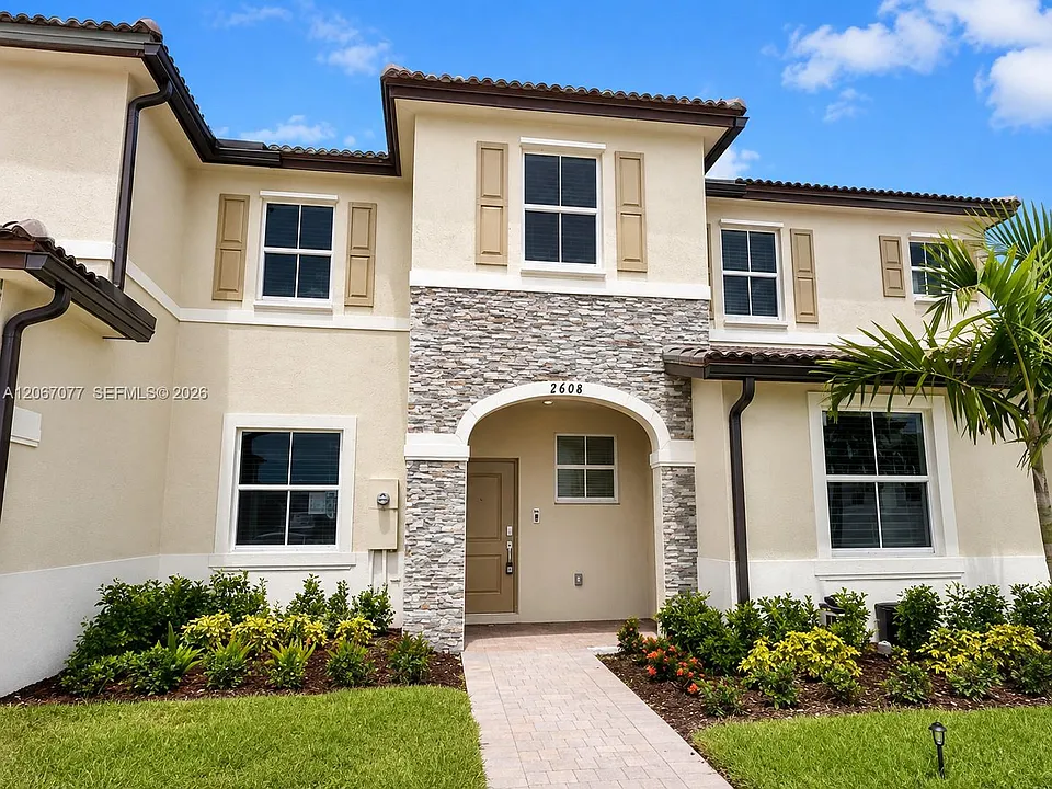 2608 SE 25th Rd