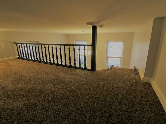 5th image of 2144 Saint James Ave APT 1
