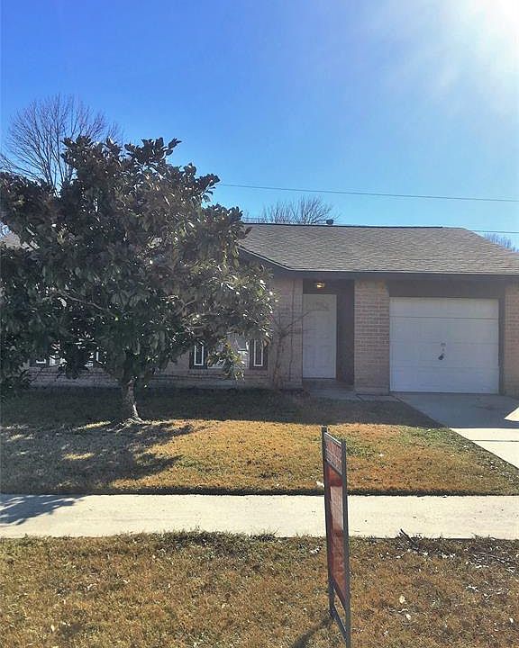 1st image of 10626 Thorncliff Dr