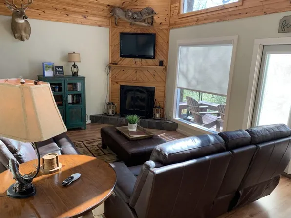 260 Chinkapin Dr S, Pangburn, AR