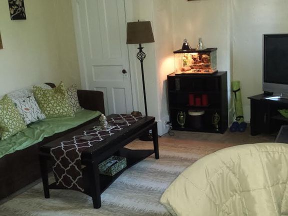4th image of 330 Richmond Ave #2