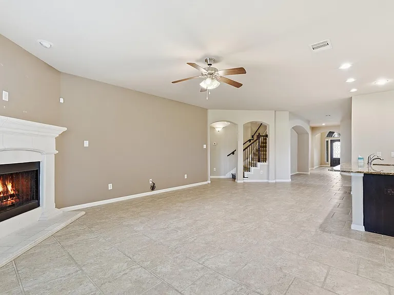 5815 Creek Crossing Ct — Photo 12