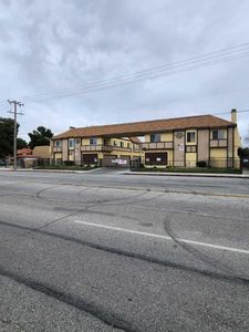 38710 10th St E APT 6, Palmdale, CA, 93550