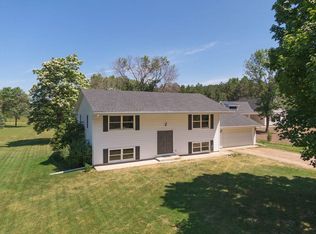 6711 Pine St, Circle Pines, MN 55014