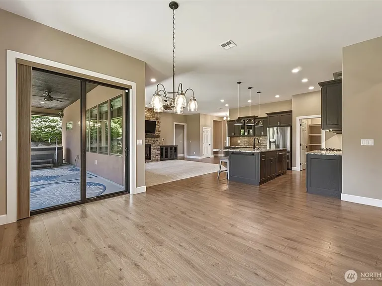 2643 Molten Ct — Photo 26