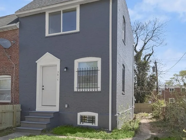 3817 Saint Margaret St #1 — Photo 13