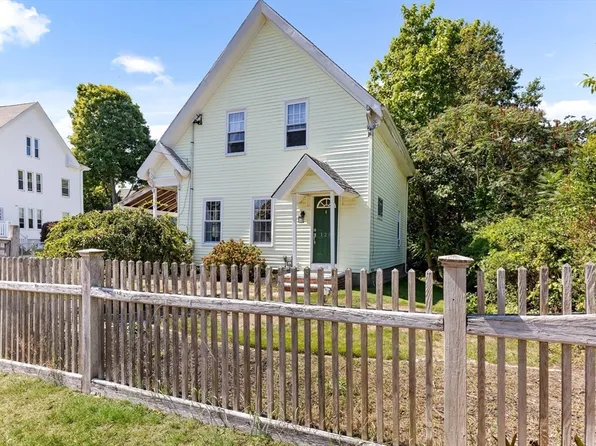 128 Alden St, Whitman, MA 02382