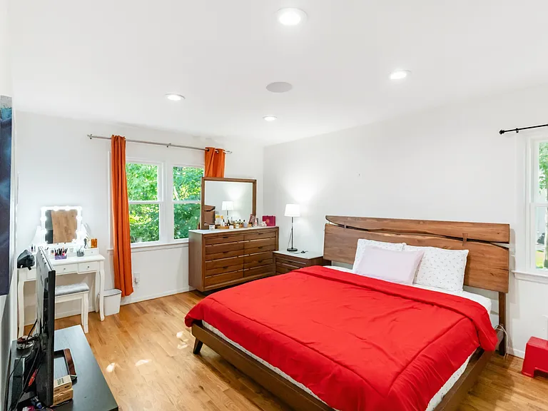 31 Frederick Ln — Photo 30