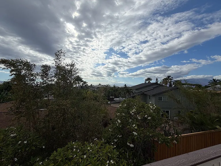 2570 Hunakai St — Photo 5