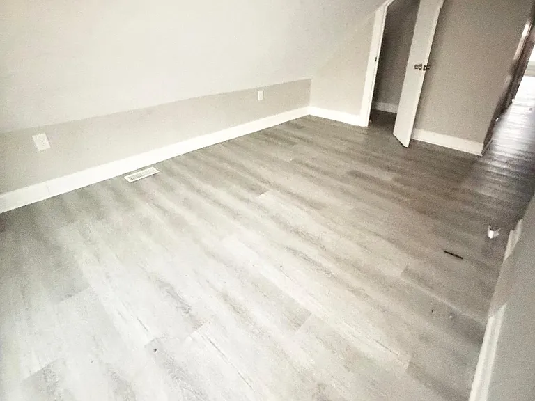 691 Elm St #2 — Photo 9